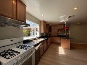 14388 Antone Ct in San Leandro, CA - Building Photo - Building Photo