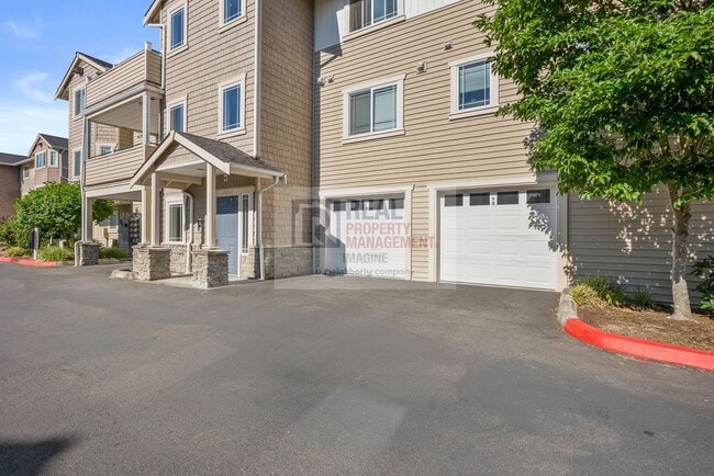 property at 13207 97th Ave E