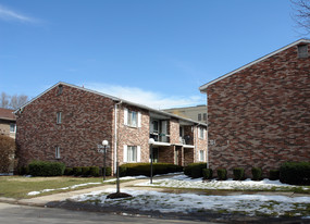 WINSTON COURT Apartments