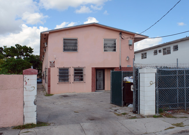 153 NE 80th Ter in Miami, FL - Building Photo - Building Photo