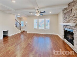 124 Lucerne Ln in Clarksville, TN - Building Photo - Building Photo