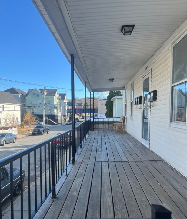 185 Brownell St in Fall River, MA - Building Photo