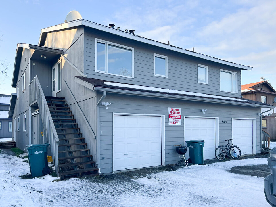 9870 Grange Dr in Anchorage, AK - Building Photo