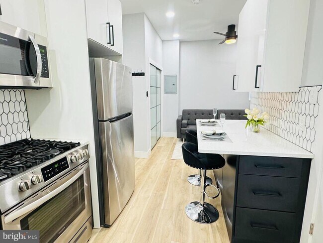 property at 1324 N 5th St