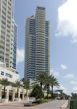 Continuum South Tower in Miami Beach, FL - Building Photo - Building Photo