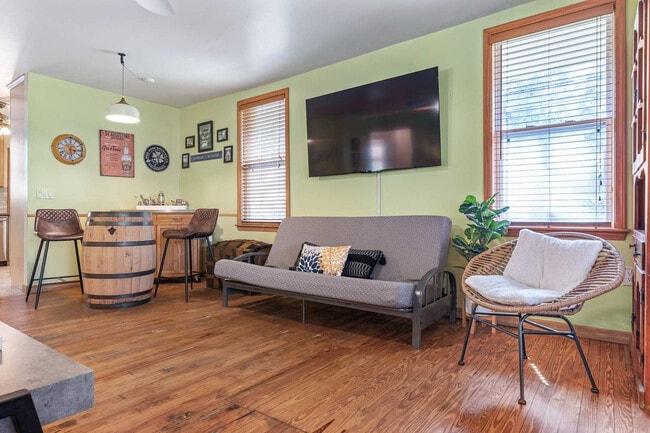 35 Desoto Pl in St. Augustine, FL - Foto de edificio - Building Photo