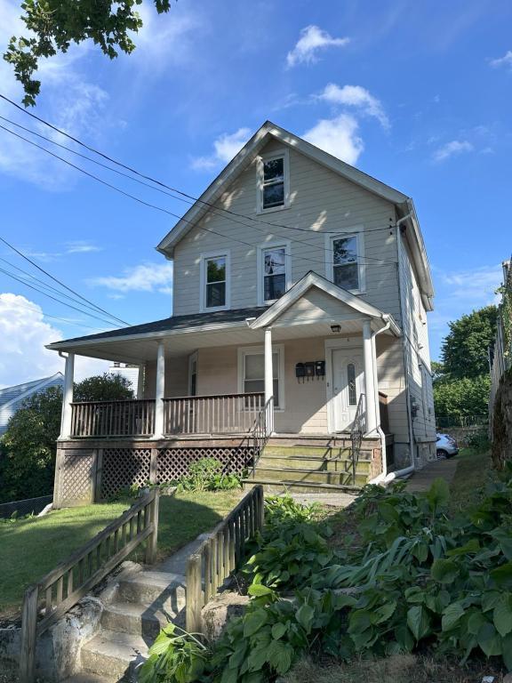 1 Kellogg St
