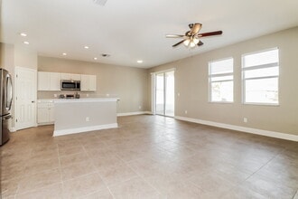 919 Fern Leaf Dr in Ruskin, FL - Building Photo - Building Photo