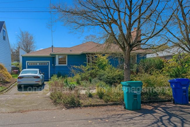6416 NE 35th Pl in Portland, OR - Building Photo - Building Photo