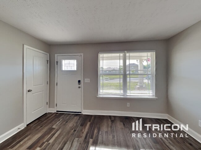 1020 Berra Dr in Springfield, TN - Building Photo - Building Photo