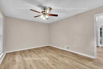 4422 Lovridge Dr SW in Atlanta, GA - Building Photo - Building Photo