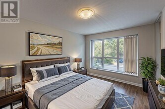 305 Roehampton Ave in Toronto, ON - Building Photo - Building Photo