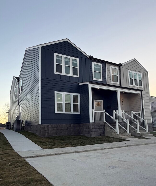 1419 Woodbine Ave in Knoxville, TN - Foto de edificio - Building Photo