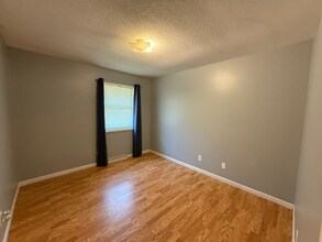615 E Colorado Ave in Urbana, IL - Building Photo - Building Photo