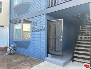 36 Brooks Ave in Los Angeles, CA - Building Photo - Building Photo
