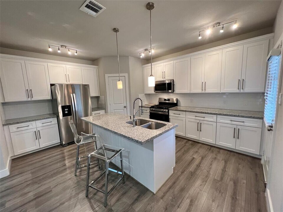 4301 Clover St in Houston, TX - Building Photo