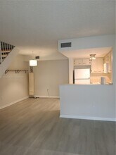 8615 NW 5th Terrace in Miami, FL - Building Photo - Building Photo