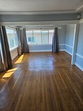 1364 E 32nd St in Oakland, CA - Building Photo - Building Photo