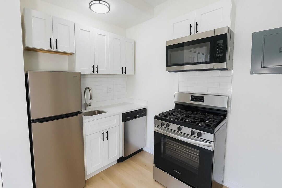 623 Park Pl in West Palm Beach, FL - Building Photo