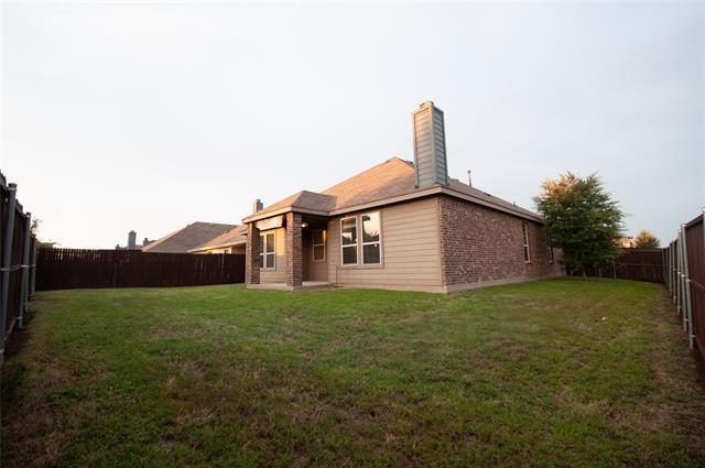 1432 Christina Creek Dr in Little Elm, TX - Foto de edificio - Building Photo