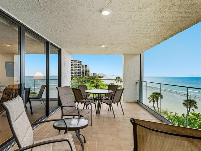 property at 1511 Gulf of Mexico Dr