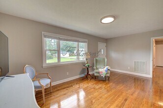 301 Bannister St in Easley, SC - Building Photo - Building Photo