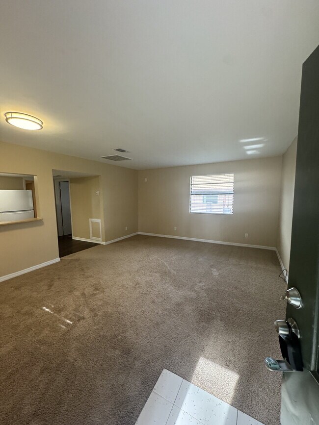 5223 Peach Ave in Seffner, FL - Building Photo - Building Photo