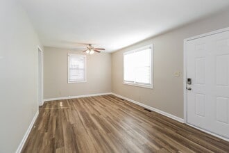 1709 Purser Dr in Charlotte, NC - Building Photo - Building Photo