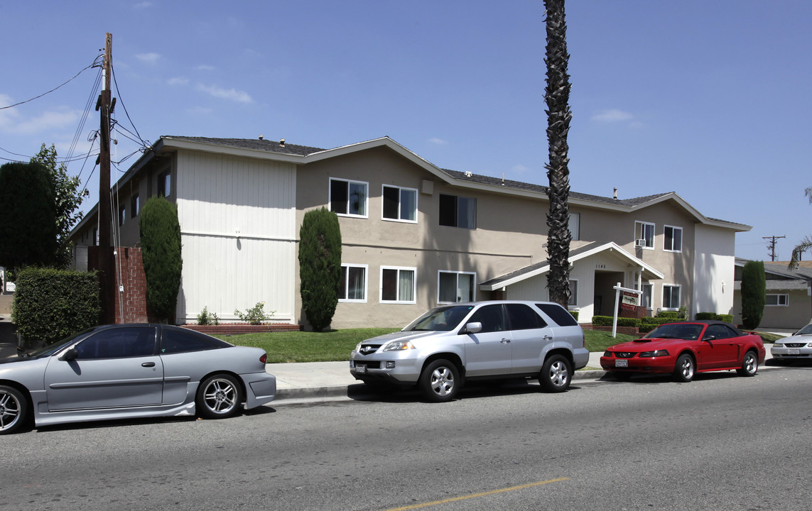 1145 N West St in Anaheim, CA - Building Photo