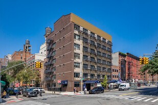 1433-1435 York Ave in New York, NY - Building Photo