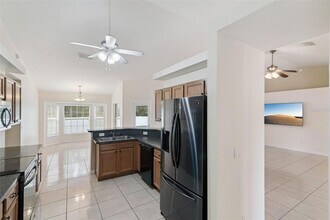 7370 SW 129th Ln in Ocala, FL - Foto de edificio - Building Photo