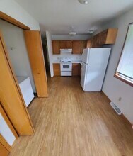 3511 29th Ct S, Unit Upper Unit Duplex in La crosse, WI - Foto de edificio - Building Photo