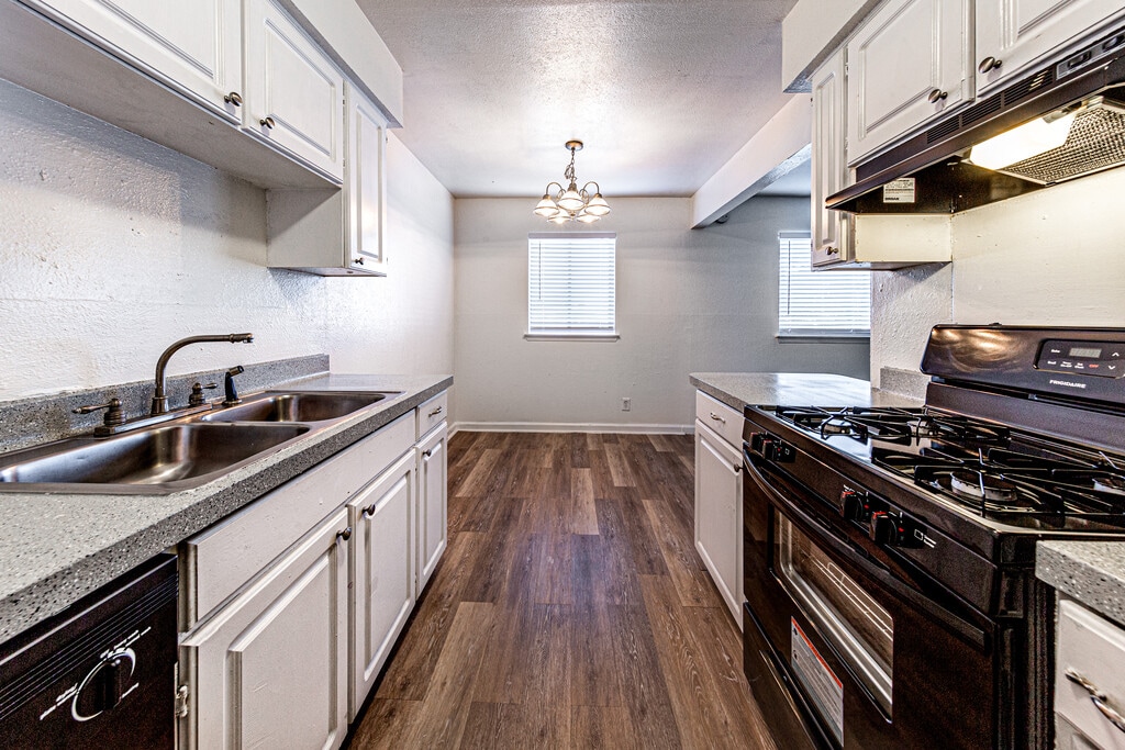 Cottages at Terrell Hills Apartments in San Antonio, TX