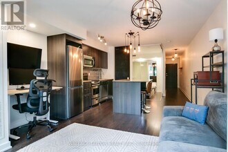 775 King St W in Toronto, ON - Building Photo - Building Photo