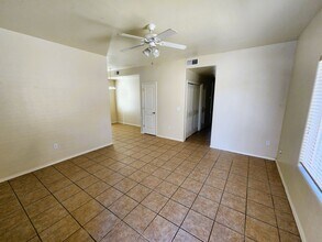 4971 Kenmore Rd in Las Cruces, NM - Building Photo - Building Photo