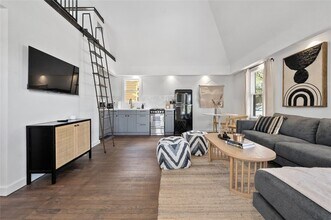 1507 Drake Ave in Austin, TX - Building Photo - Building Photo