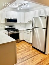 710 St Nicholas Ave in New York, NY - Building Photo - Building Photo