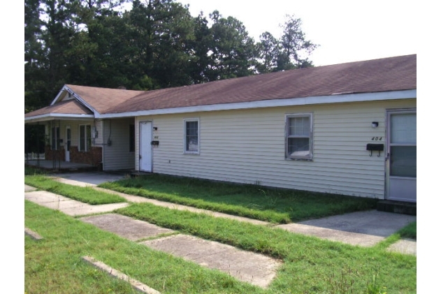 400 Summitt Ave in Roanoke Rapids, NC - Building Photo - Building Photo