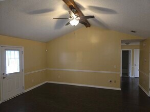 1304 Tower Dr in Hinesville, GA - Building Photo - Building Photo