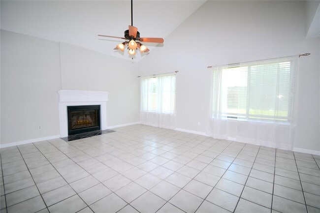 18619 Spinney Ln in Cypress, TX - Building Photo - Building Photo
