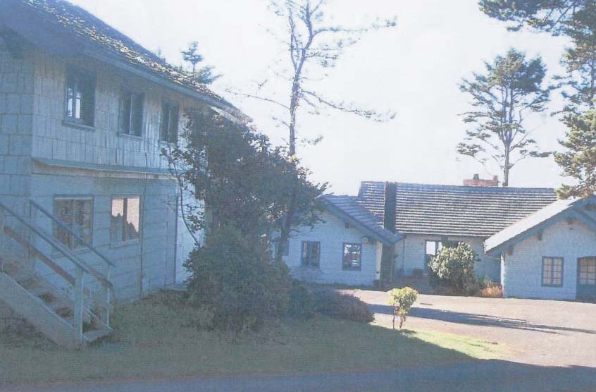 Sea Krest Lodge in Newport, OR - Building Photo