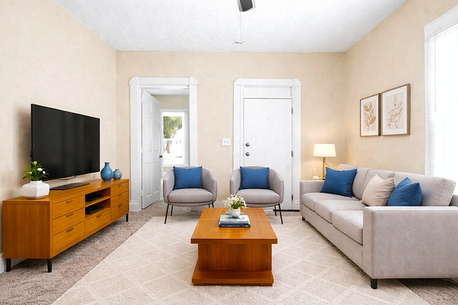 1343 Edgemont Ave in Indianapolis, IN - Building Photo - Building Photo