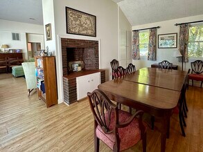 16 N Great Hill Dr in Marion, MA - Building Photo - Building Photo