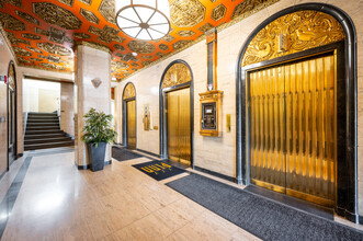 333 Penn Apartments in Indianapolis, IN - Building Photo - Lobby