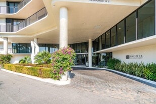 3610 S Ocean Blvd in South Palm Beach, FL - Building Photo