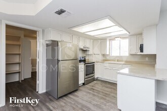 3928 E Garnet Cir in Mesa, AZ - Foto de edificio - Building Photo