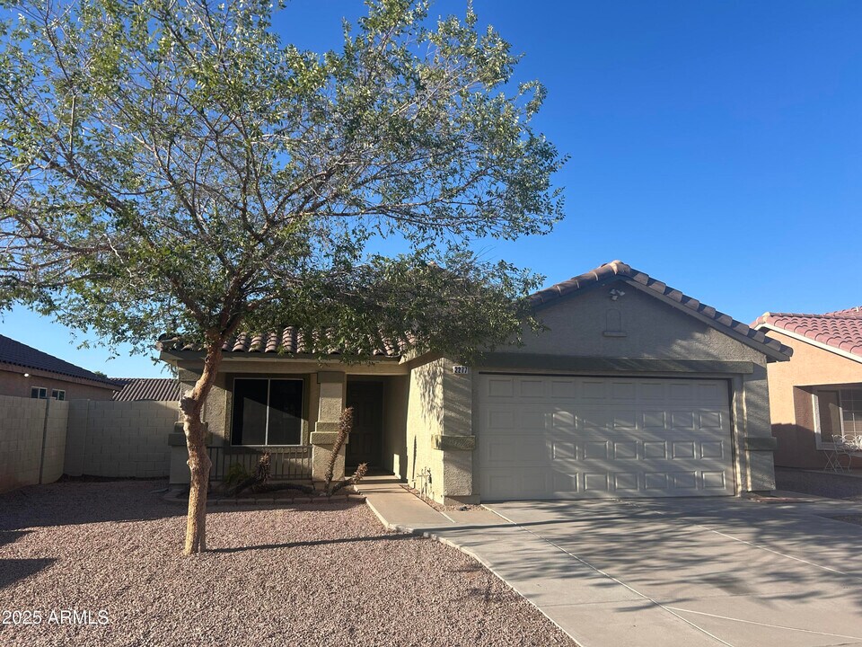 2277 E Flintlock Pl in Chandler, AZ - Building Photo