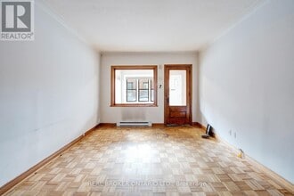 195 Islington Ave in Toronto, ON - Building Photo - Building Photo