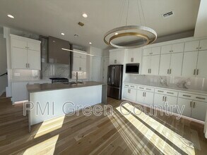 134 E Elgin St in Broken Arrow, OK - Building Photo - Building Photo