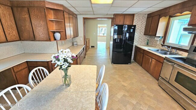 12 Anderson Dr in Howell, NJ - Building Photo - Building Photo